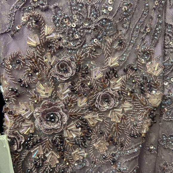 Mac Duggal 67493 NWT VINTAGE FLUTTER SLEEVE EVENING GOWN - Picture 7 of 9